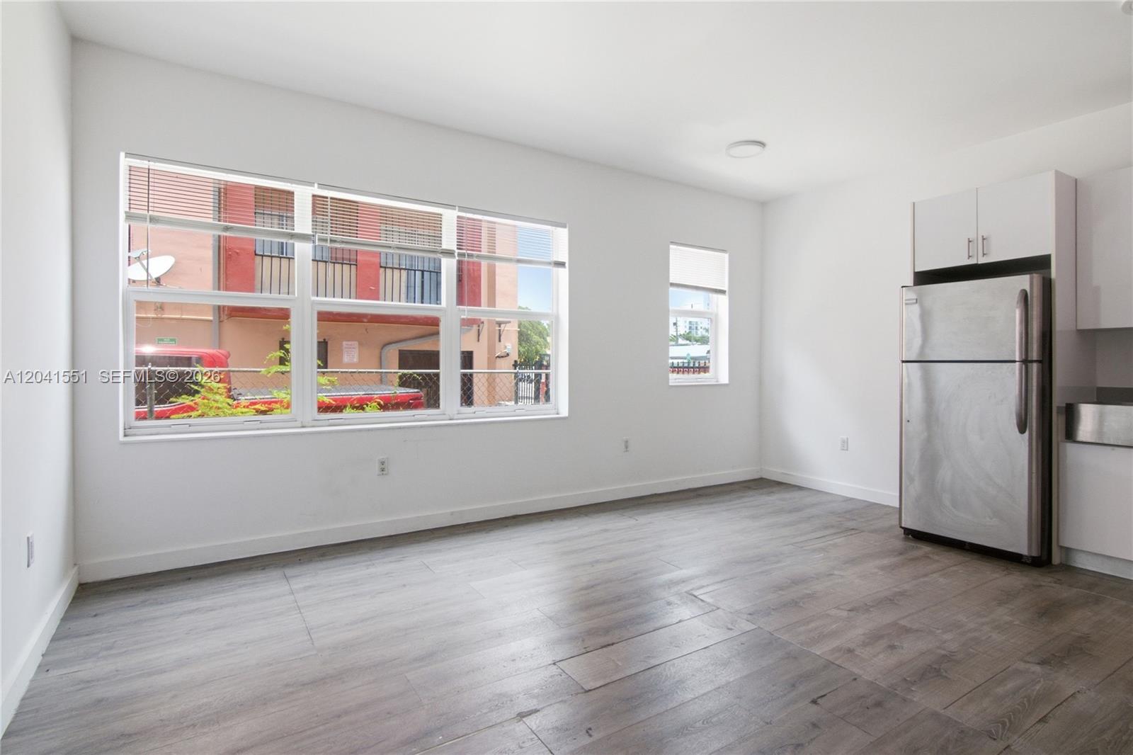 402 NW 12th Ave # 111