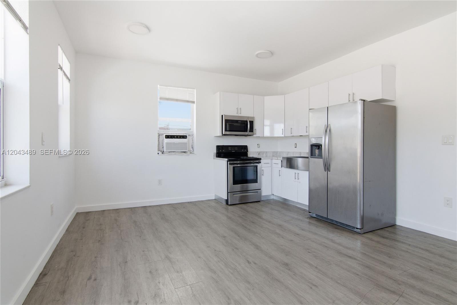 402 NW 12th Ave # 205
