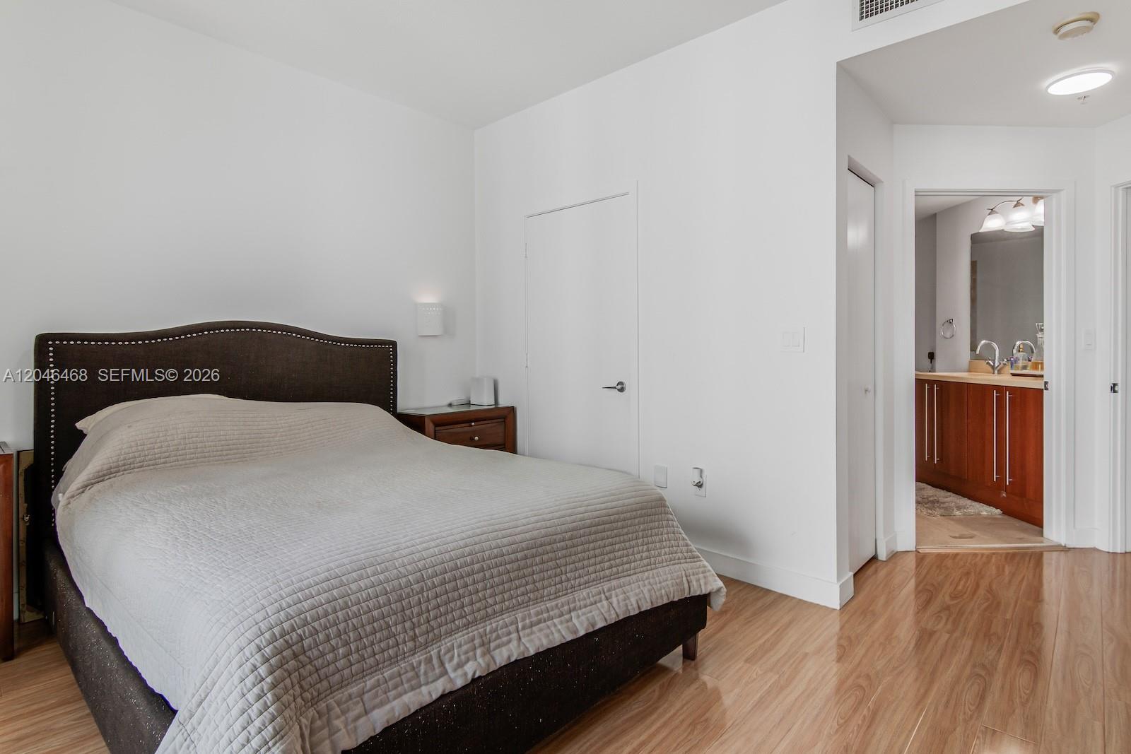 79 SW 12th St Unit: 2107-S