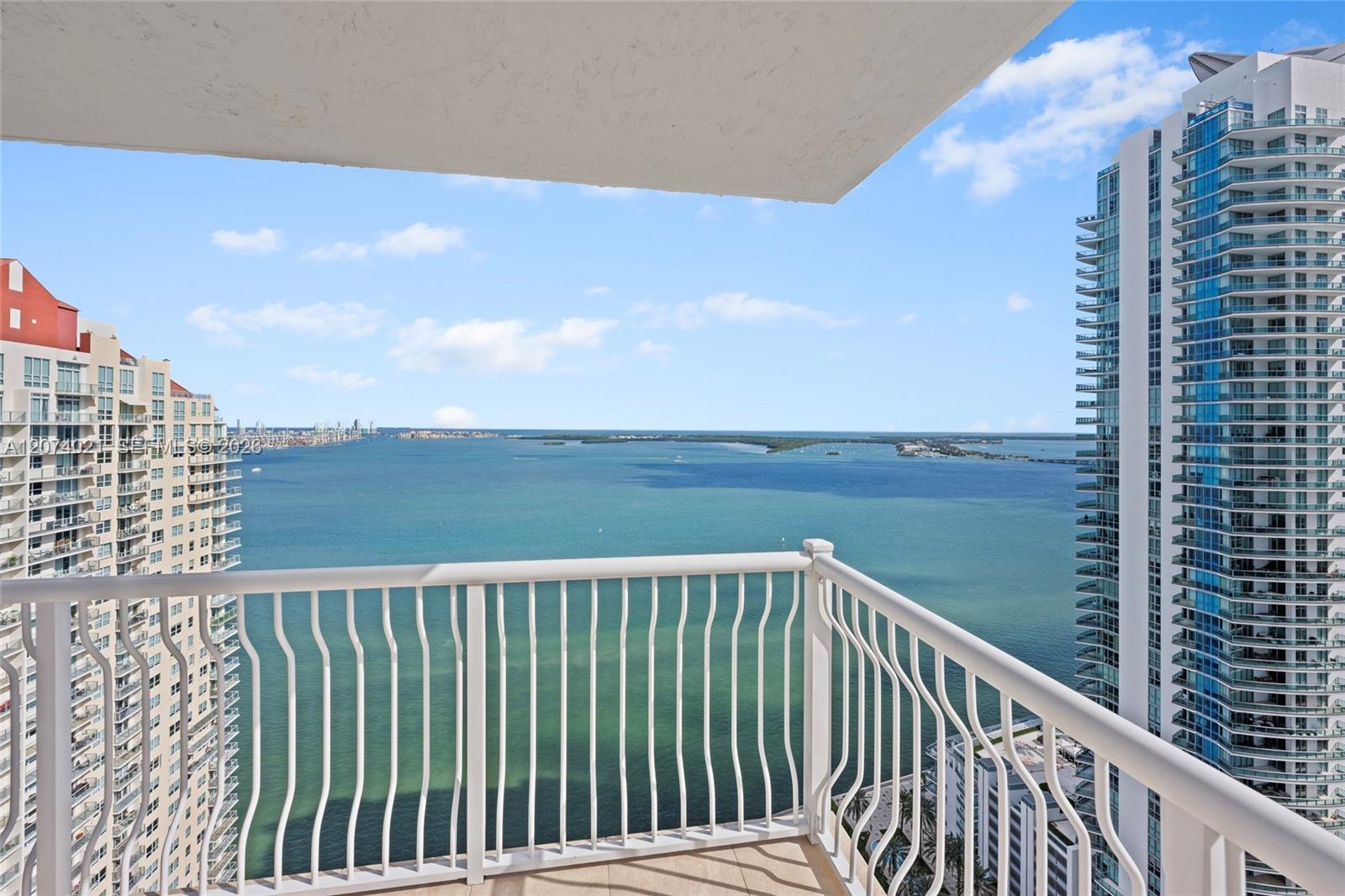 1200 Brickell Bay Dr # 3701