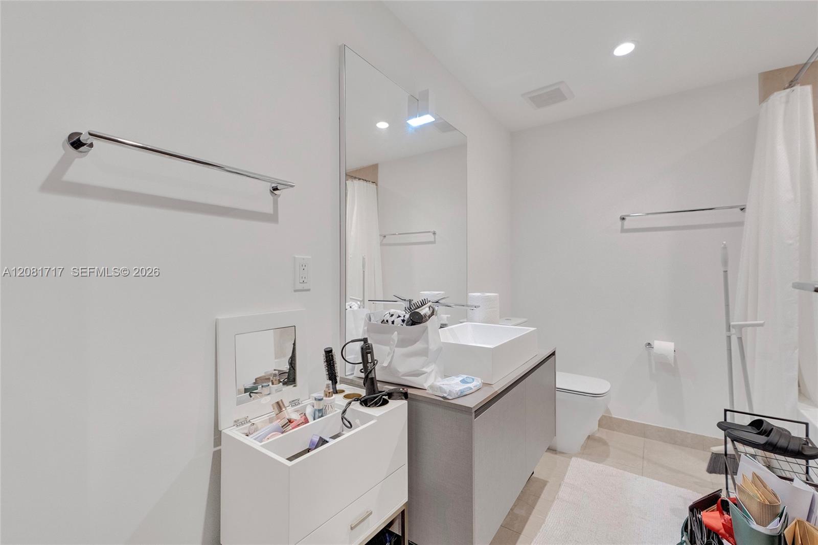 1000 Brickell Plz # 3105