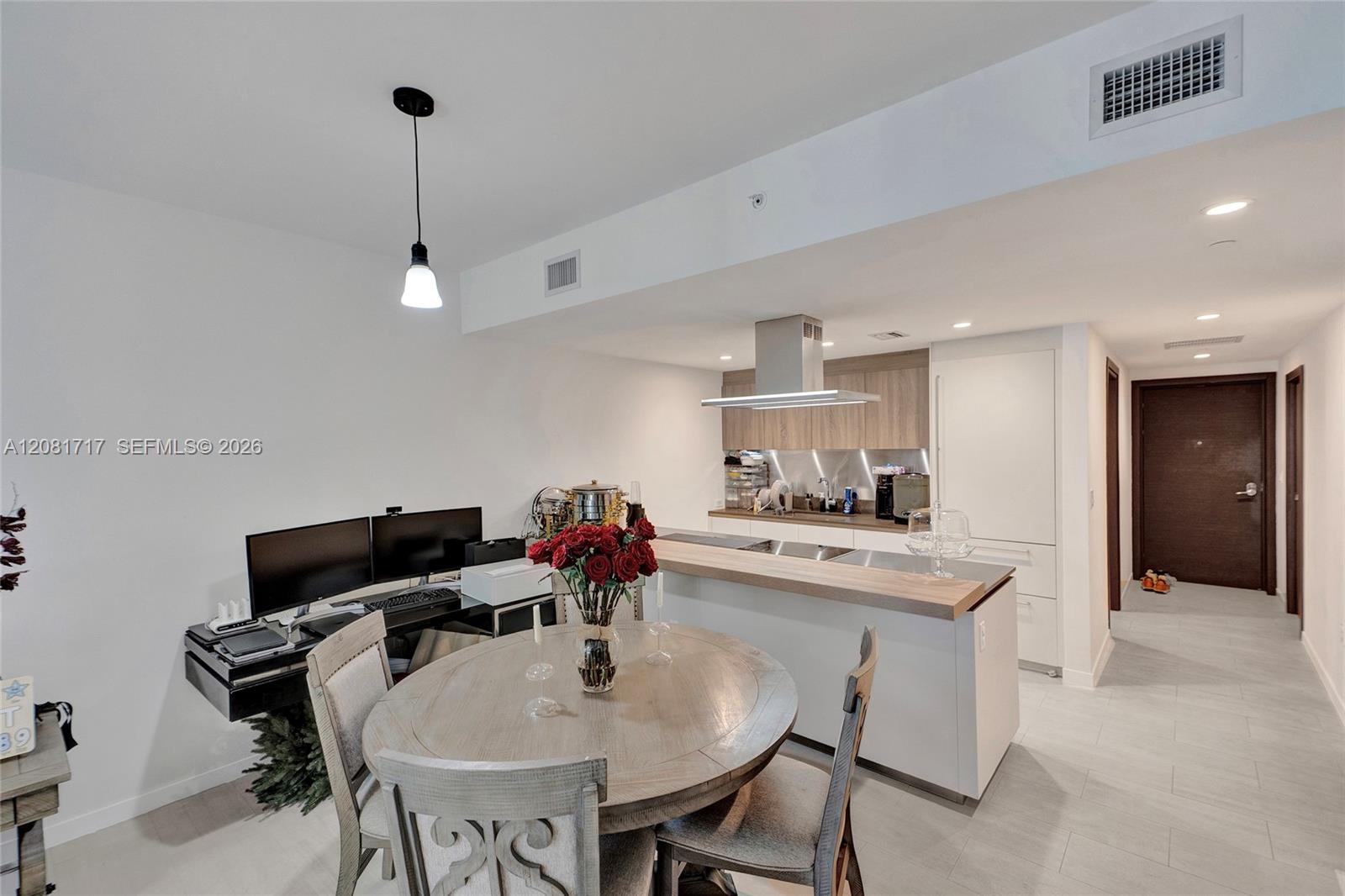 1000 Brickell Plz # 3105