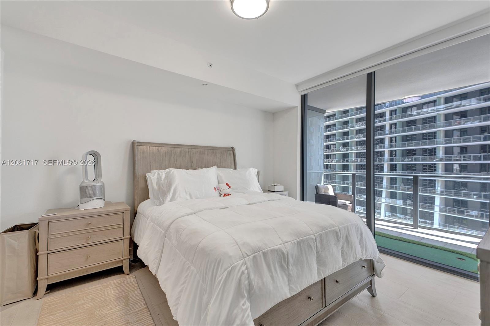 1000 Brickell Plz # 3105