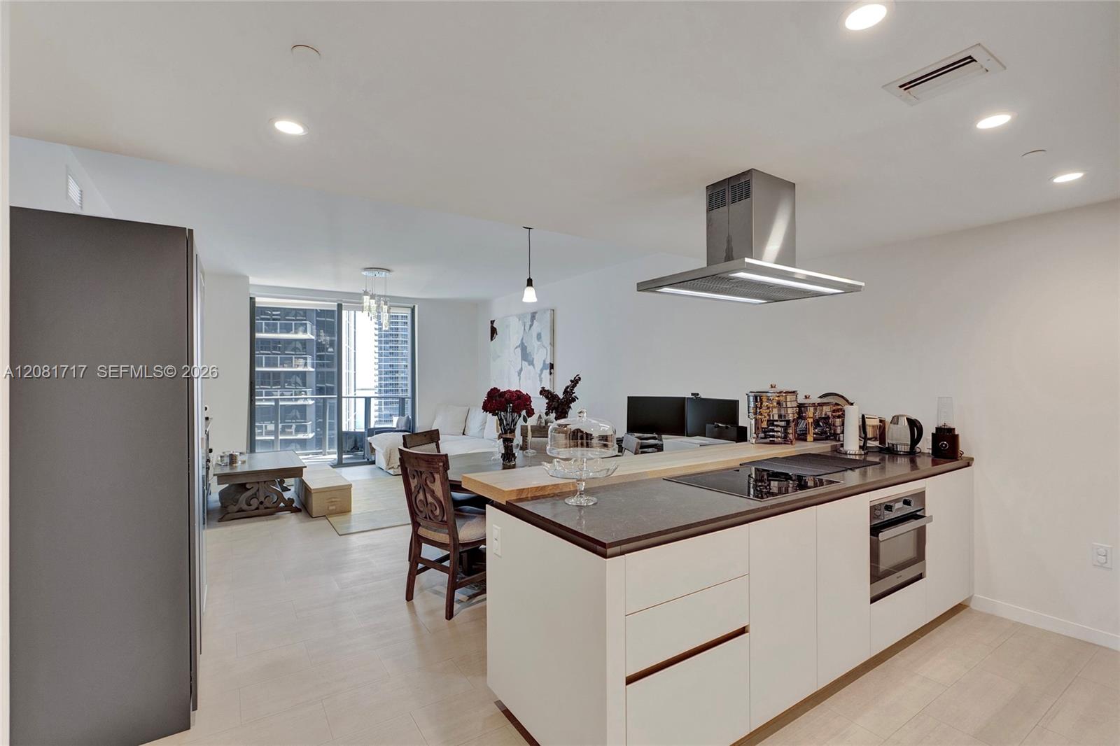 1000 Brickell Plz # 3105