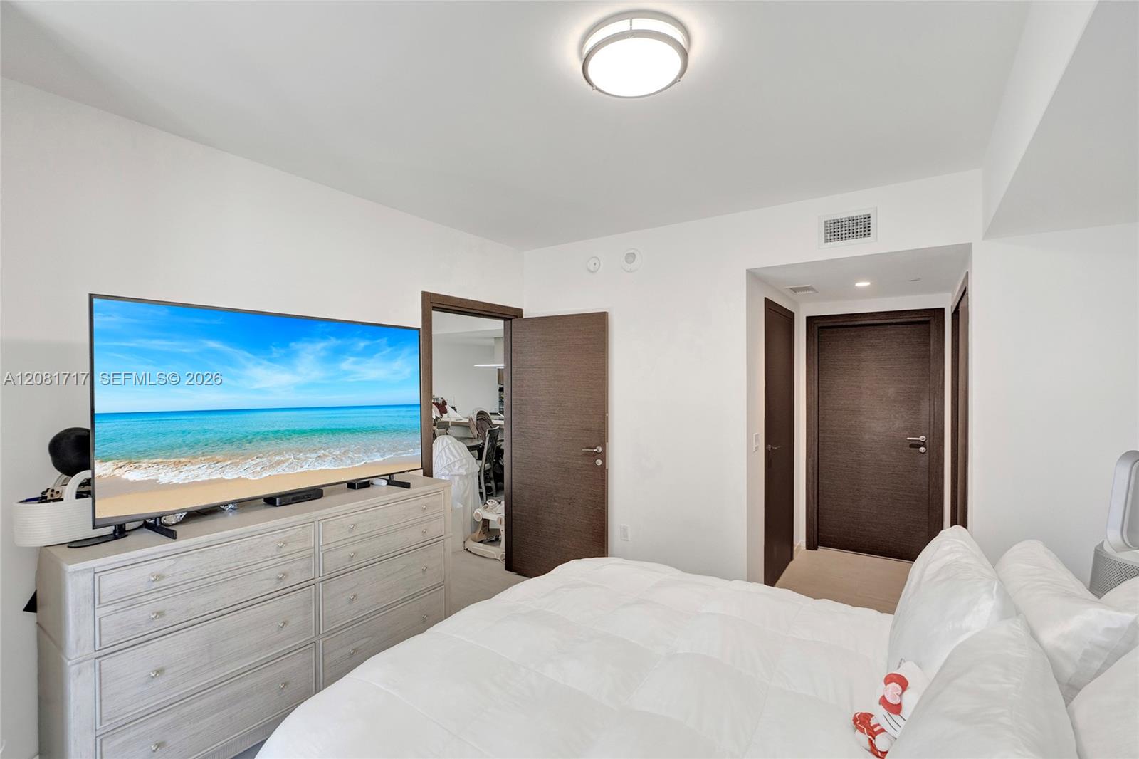 1000 Brickell Plz # 3105