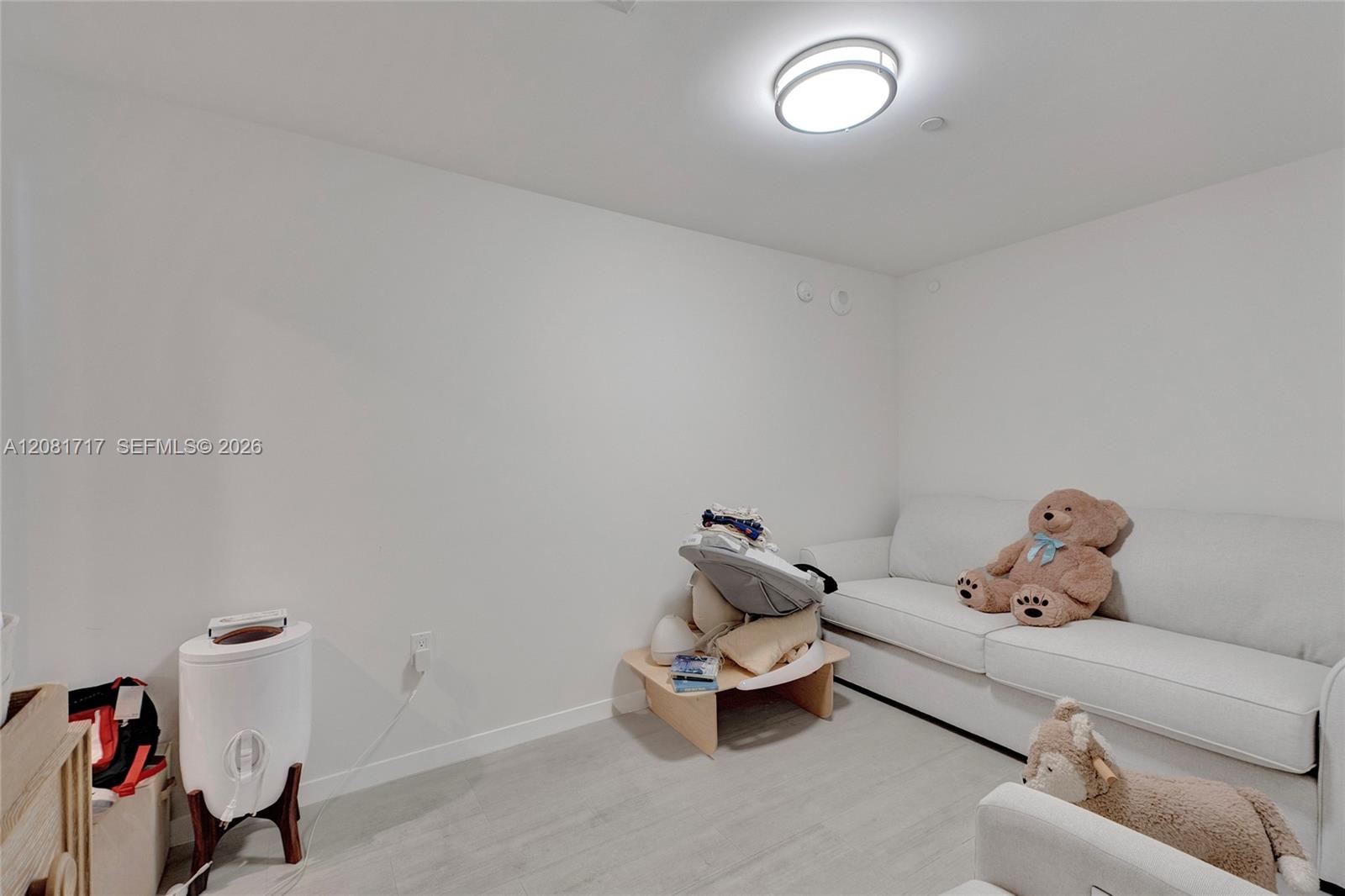 1000 Brickell Plz # 3105