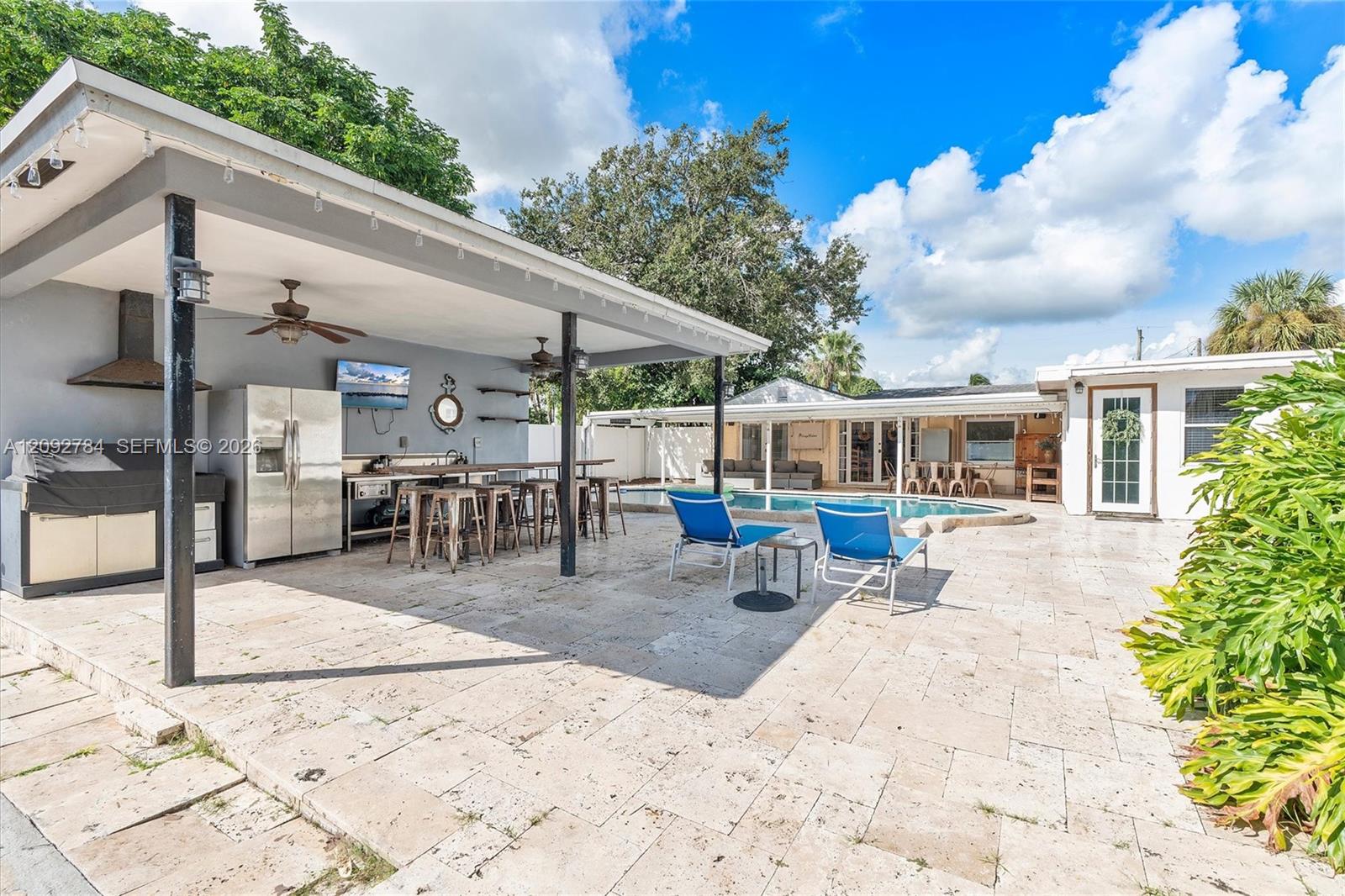 4716 SW 34th Ter