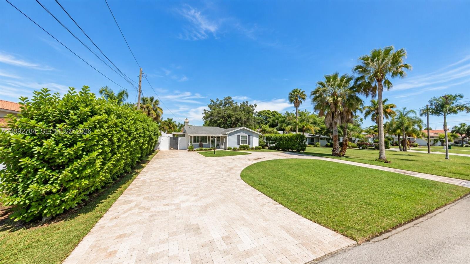 4716 SW 34th Ter