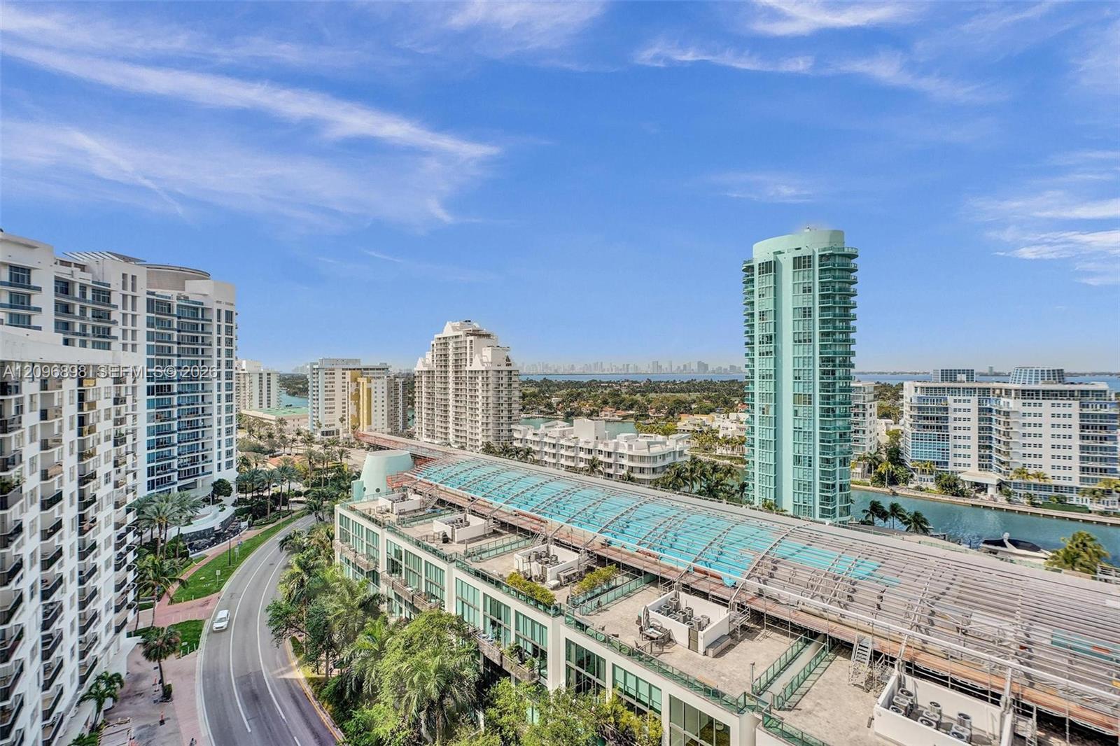 6039 Collins Ave # 1736