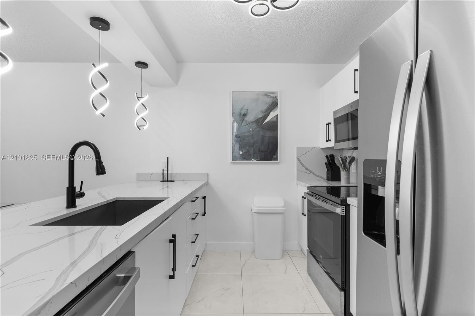 1200 Brickell Bay Dr # 1907