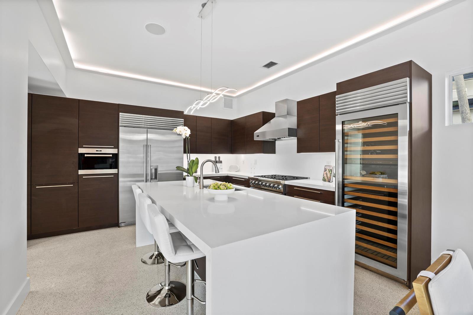 1321 Tangelo Isle