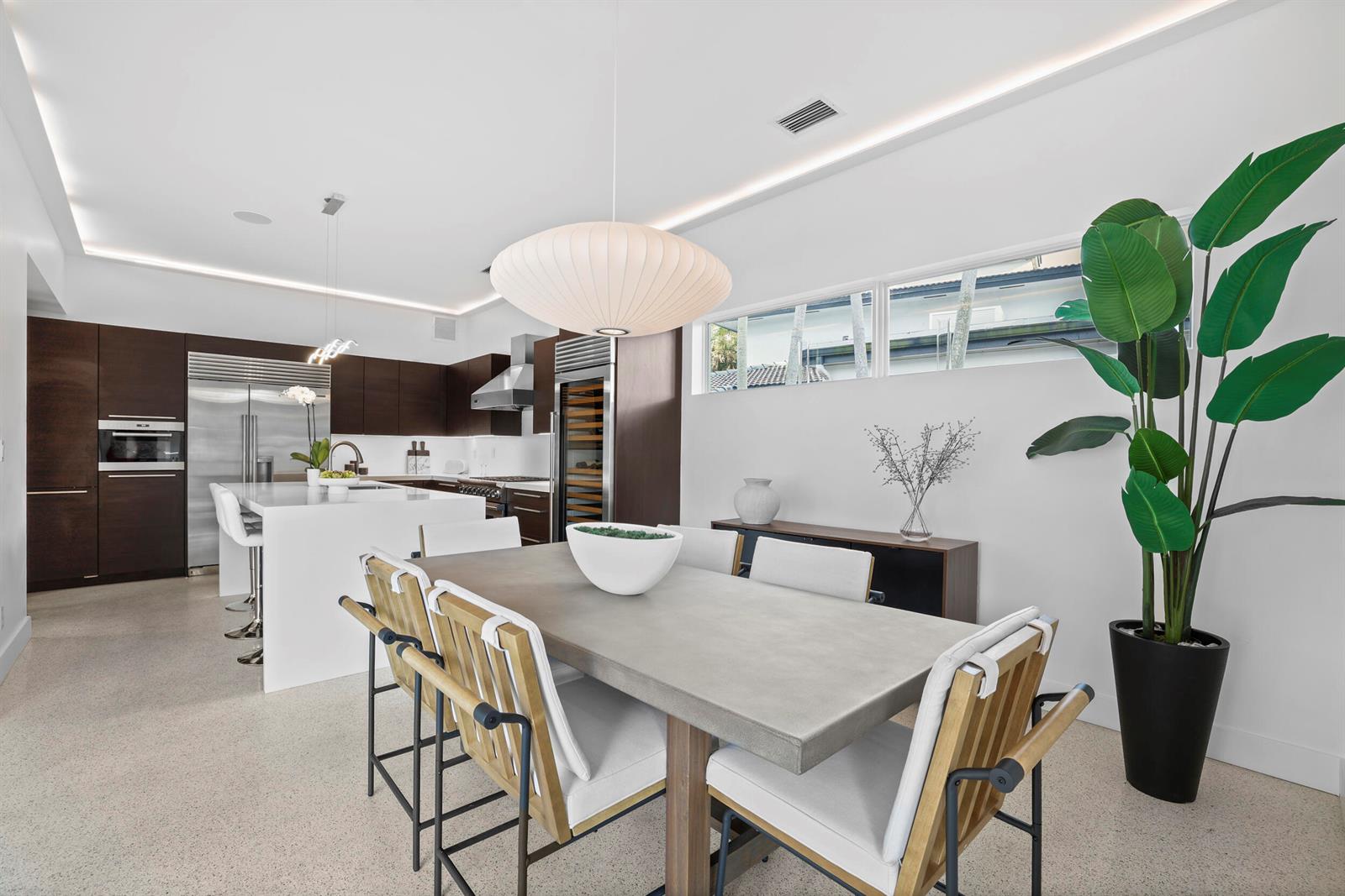 1321 Tangelo Isle