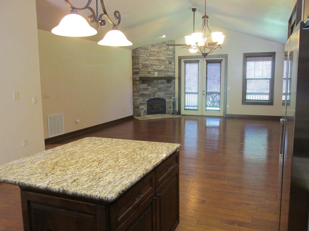 81 S. Sundrops Trail