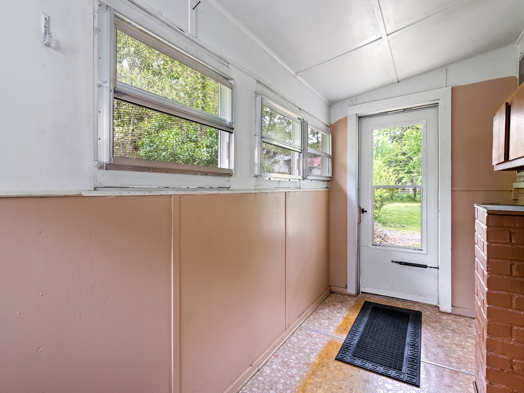 1179 Sulphur Springs Road