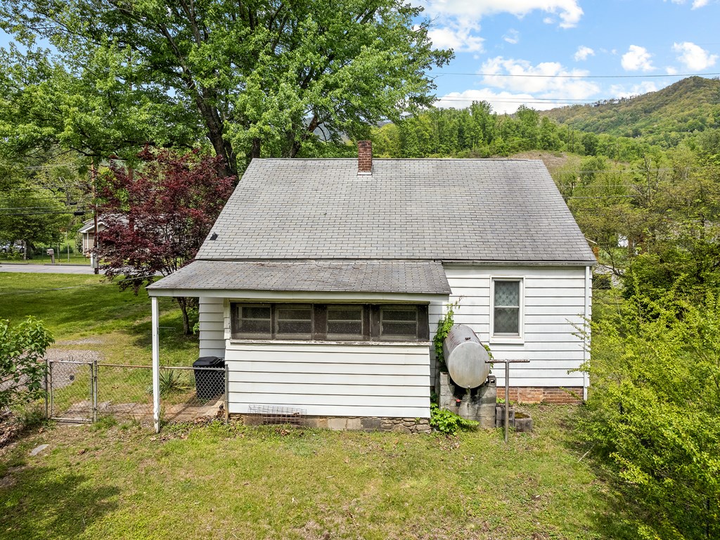 1179 Sulphur Springs Road