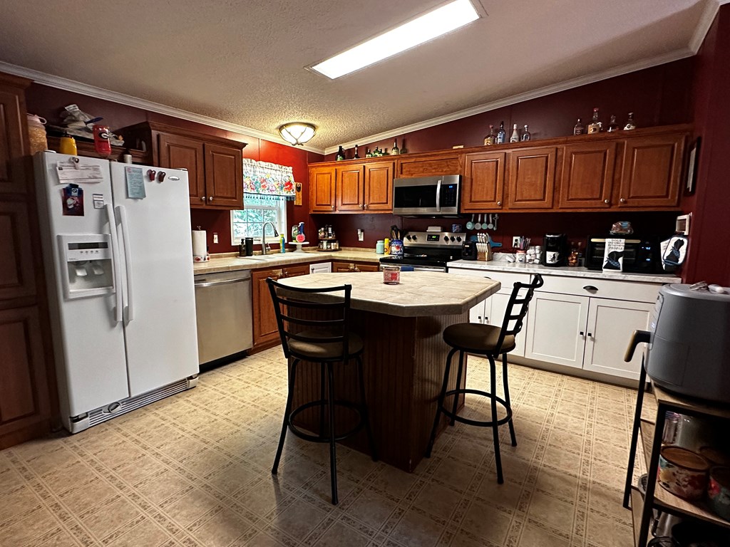 48 Running Water Circle