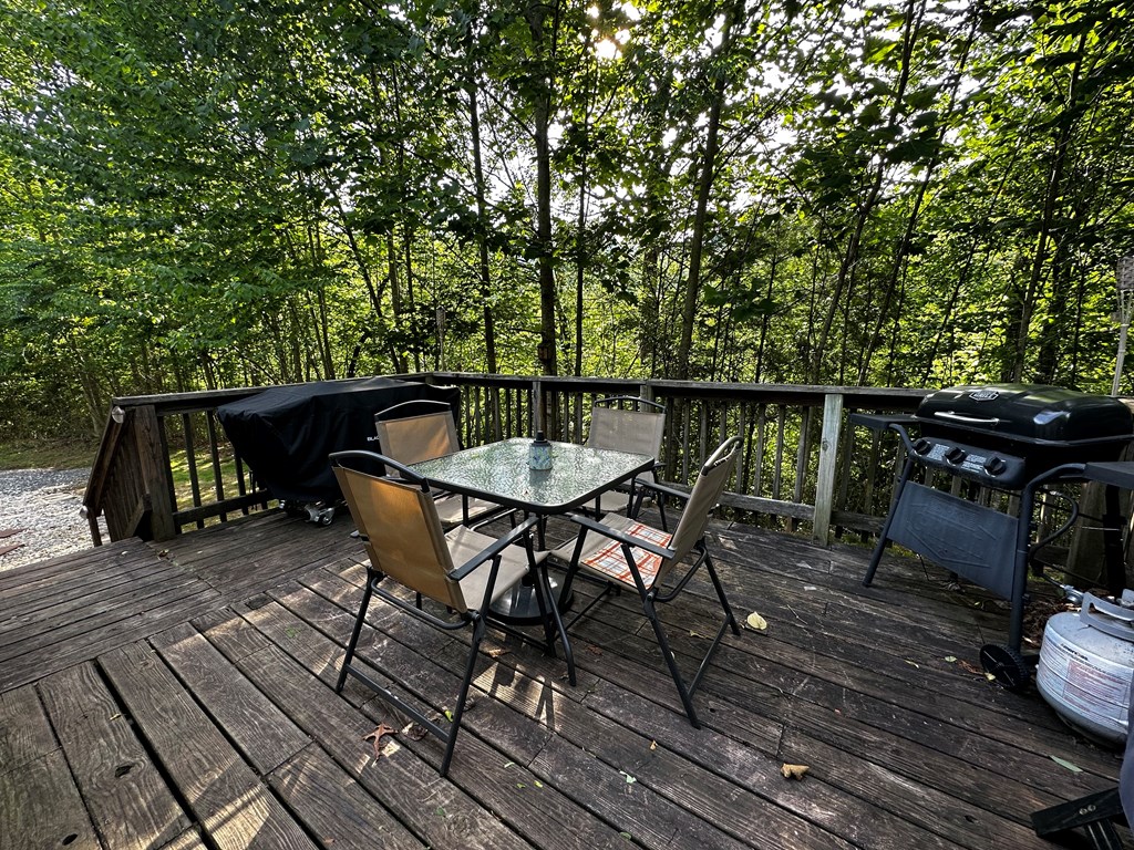 48 Running Water Circle