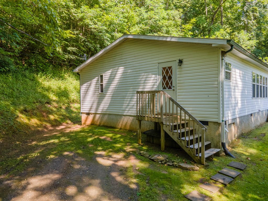 508 Cripple Creek Road