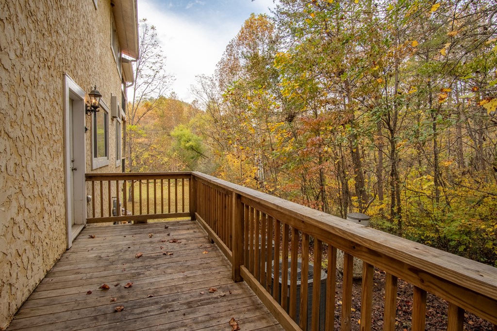 110 Ruby Ridge Road