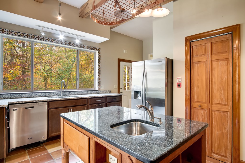 110 Ruby Ridge Road