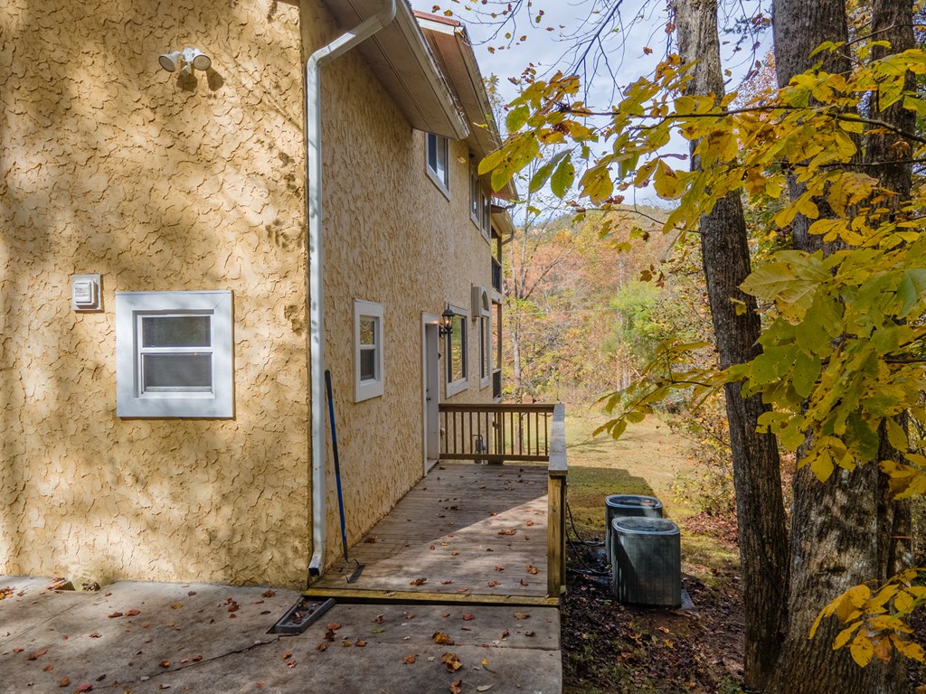 110 Ruby Ridge Road