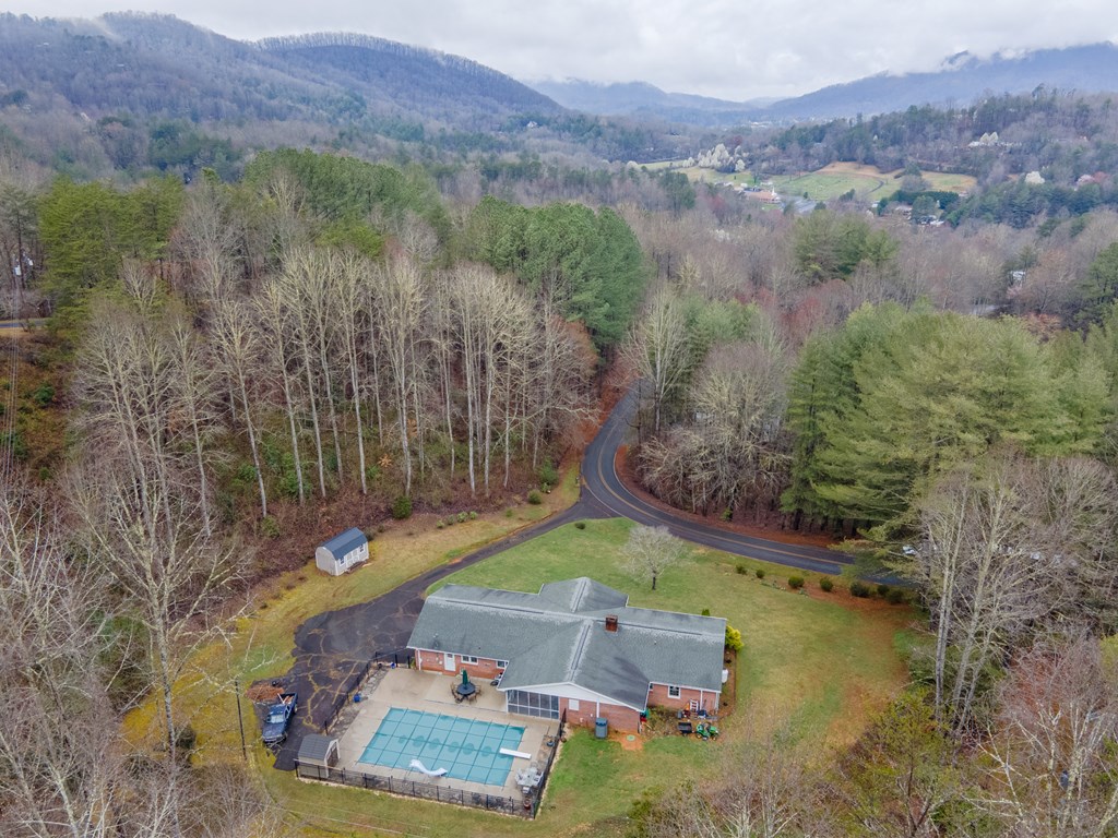 256 Mistletoe Lane