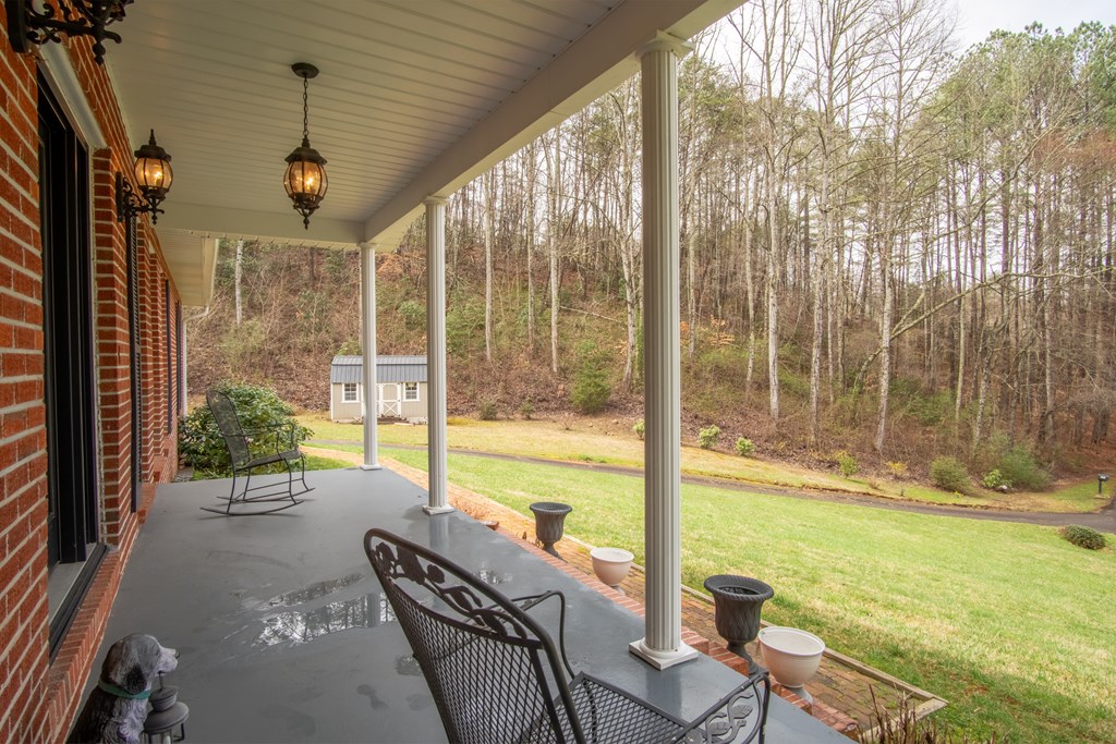 256 Mistletoe Lane