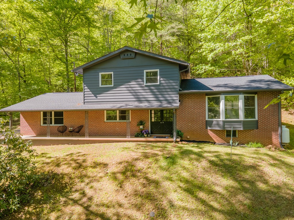 1296 N Country Club Dr