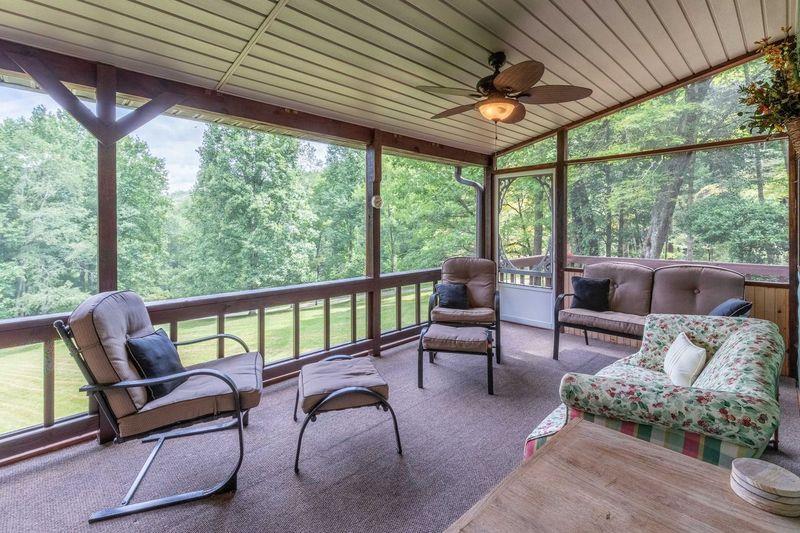 194 Little Cove Rd