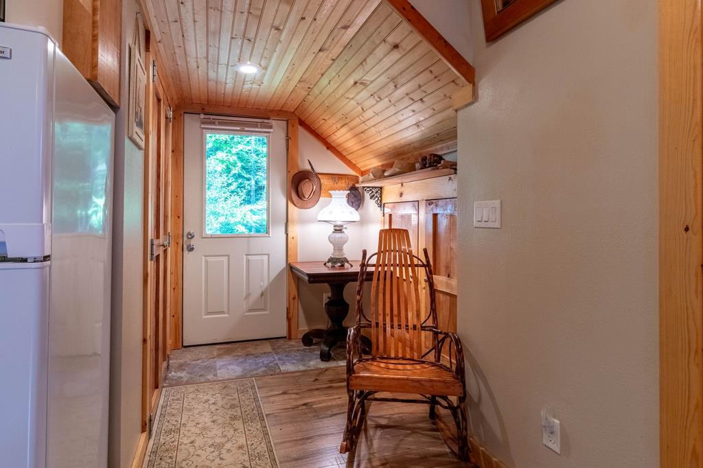 194 Little Cove Rd