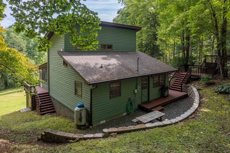 194 Little Cove Rd