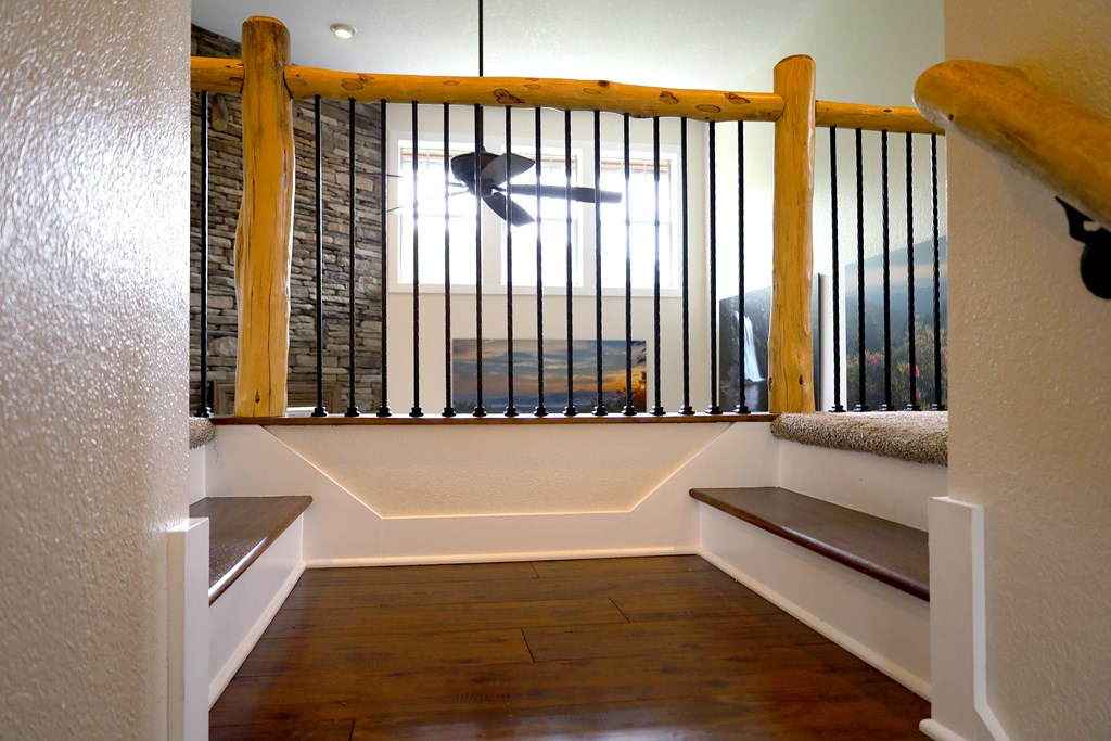 110 N Sundrops Trail