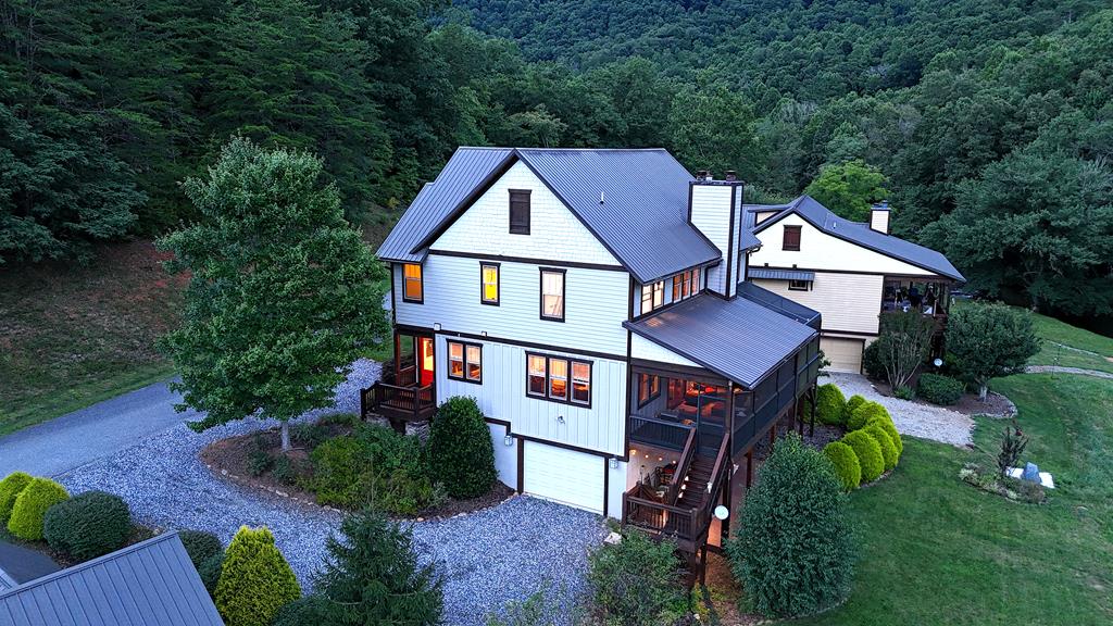 110 N Sundrops Trail