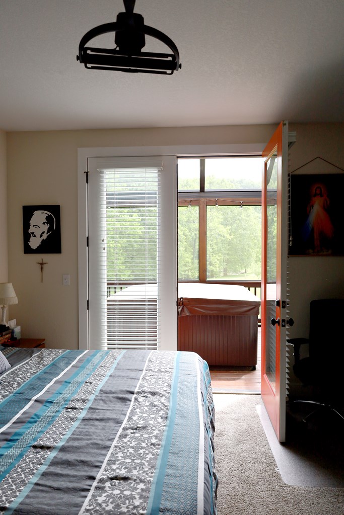 110 N Sundrops Trail