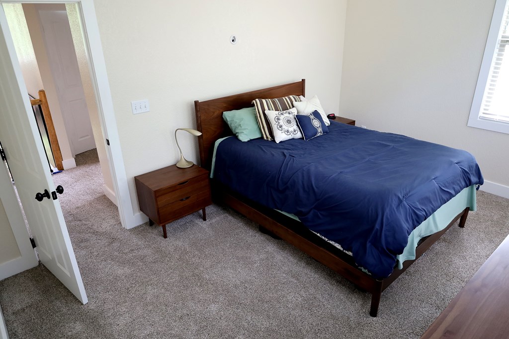 110 N Sundrops Trail