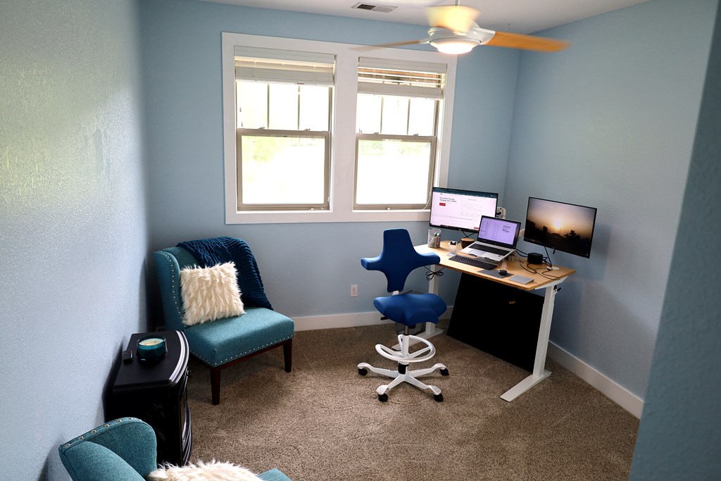 110 N Sundrops Trail