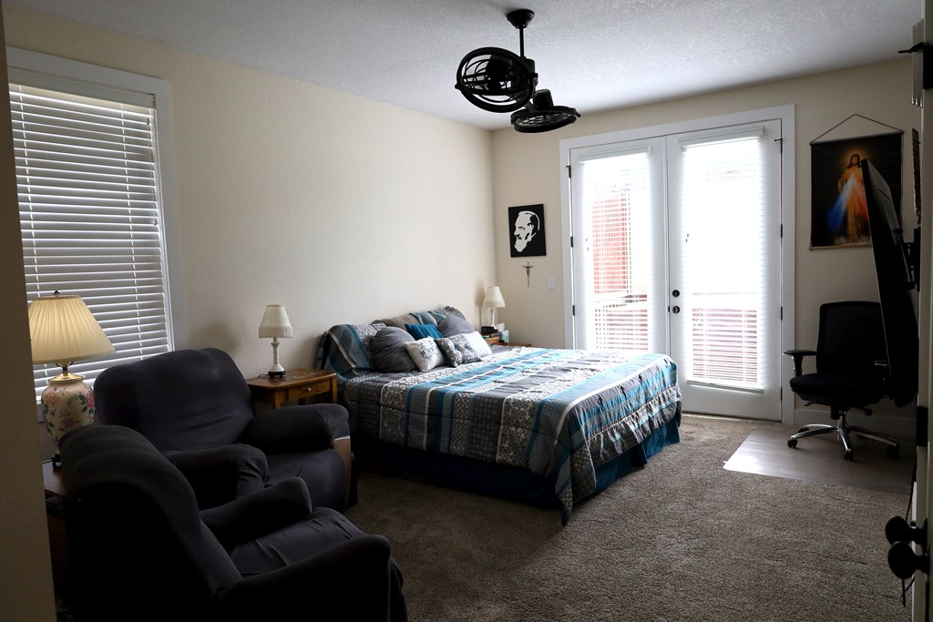 110 N Sundrops Trail