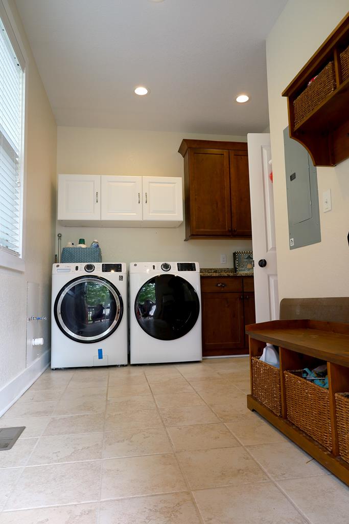 110 N Sundrops Trail