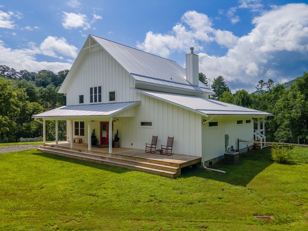 1515 Webster Road