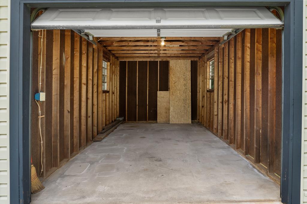 141 Prentiss Bridge Road