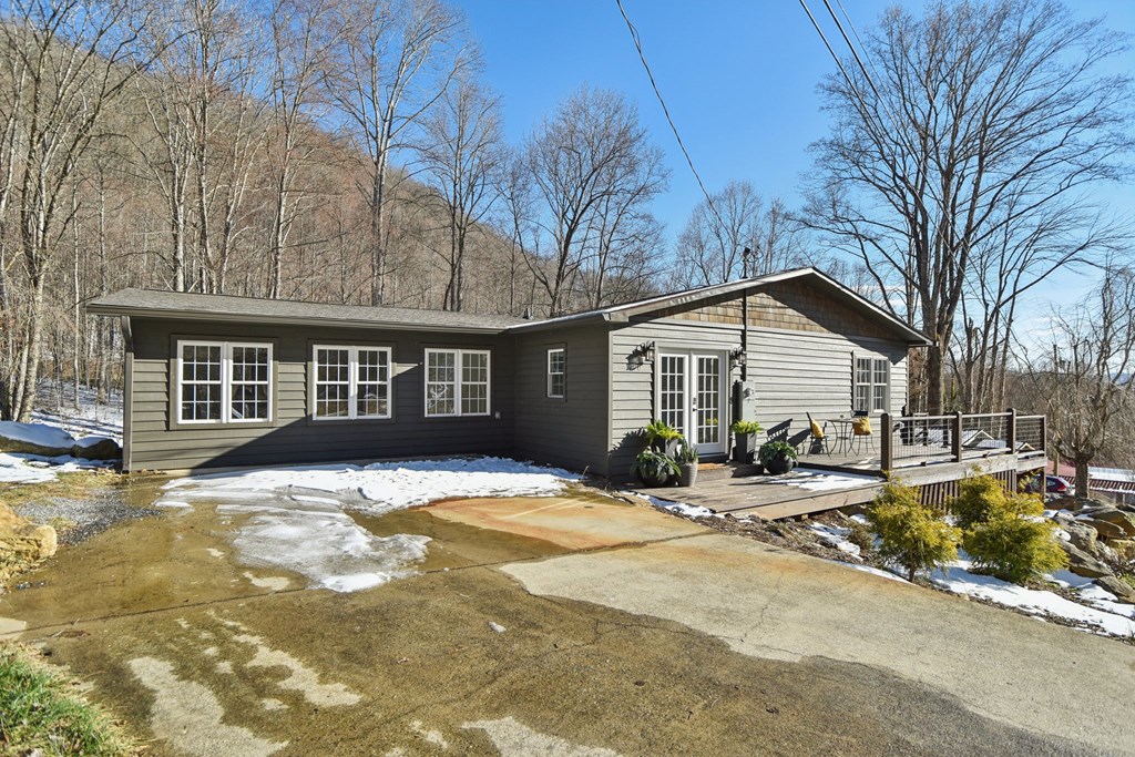 1990 Fisher Creek Road