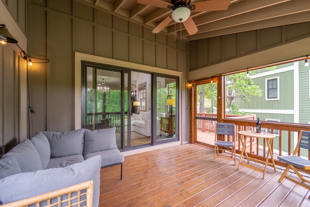 63 Copper Canopy Drive