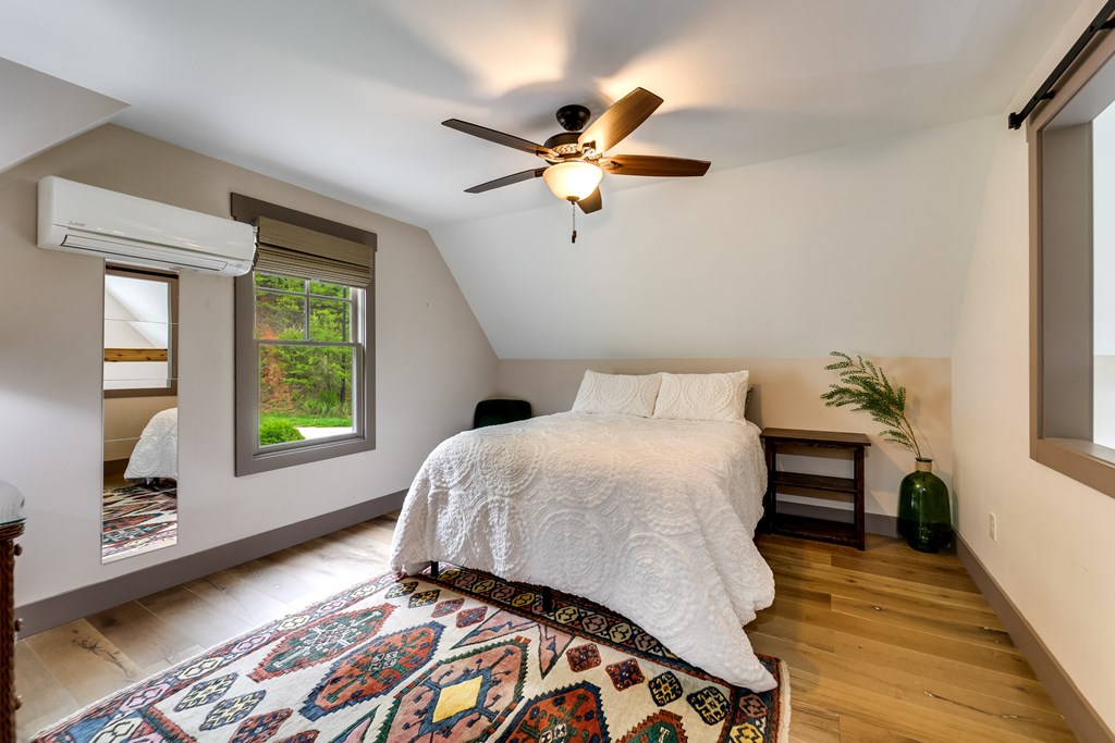 63 Copper Canopy Drive