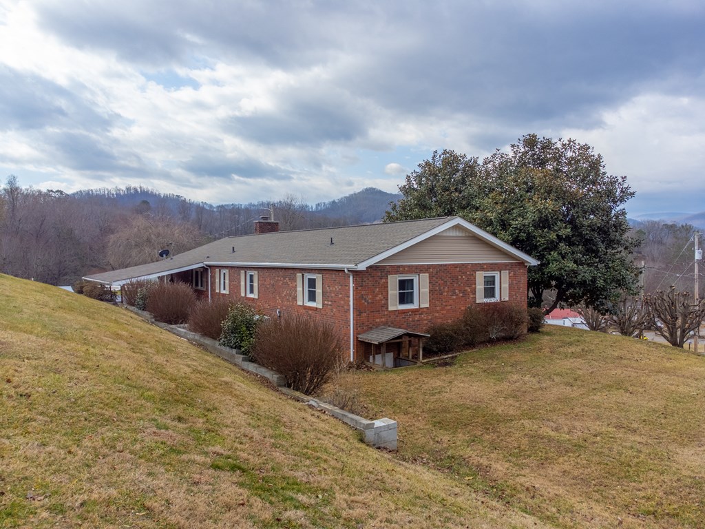 23 Cinder Ridge