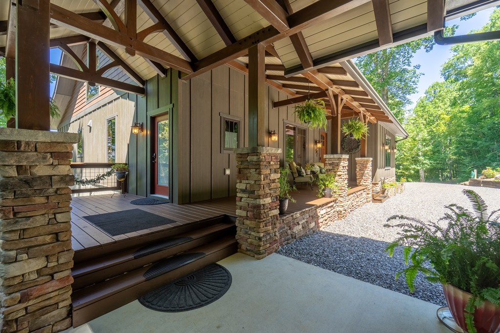 2223 Scarlet Ridge