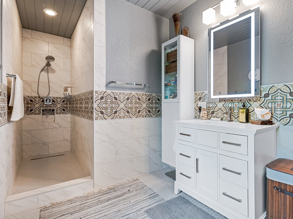2223 Scarlet Ridge