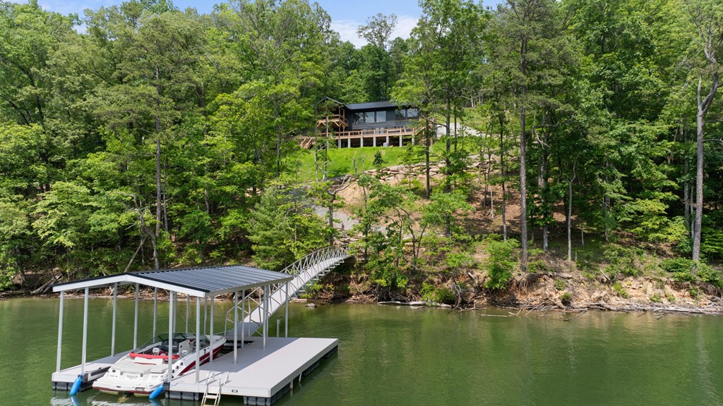 192 Lakeview Trail