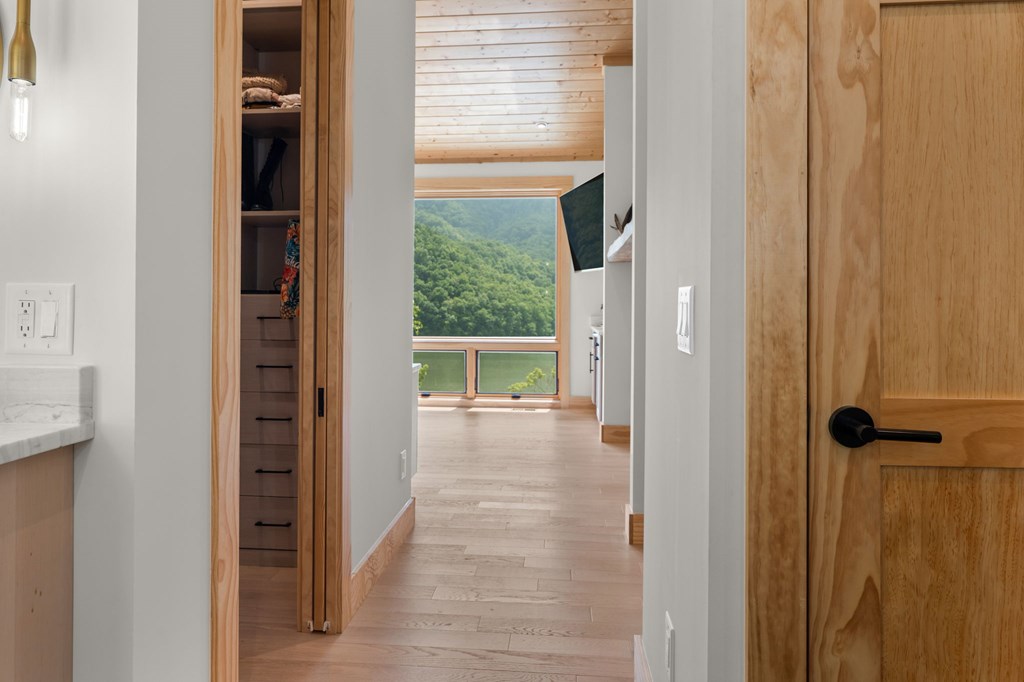 192 Lakeview Trail
