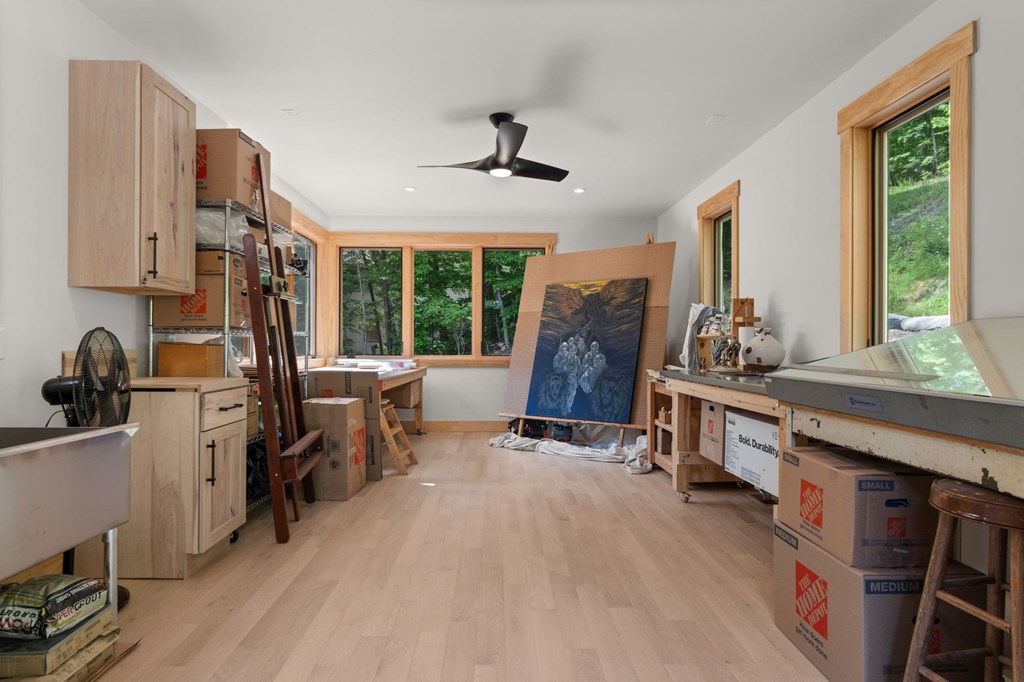 192 Lakeview Trail