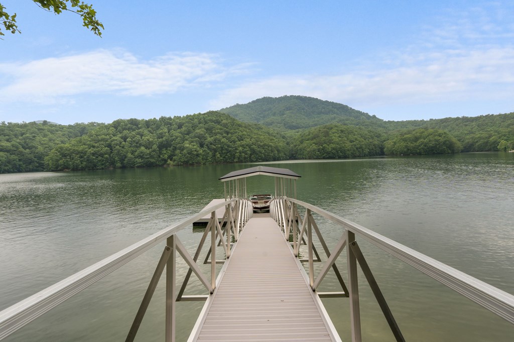 192 Lakeview Trail